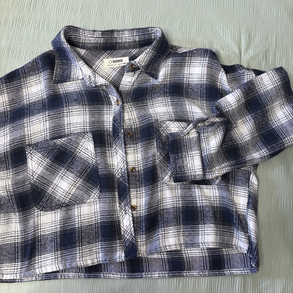 Ci Sono Navy & White Plaid Casual Button-Down Shirt